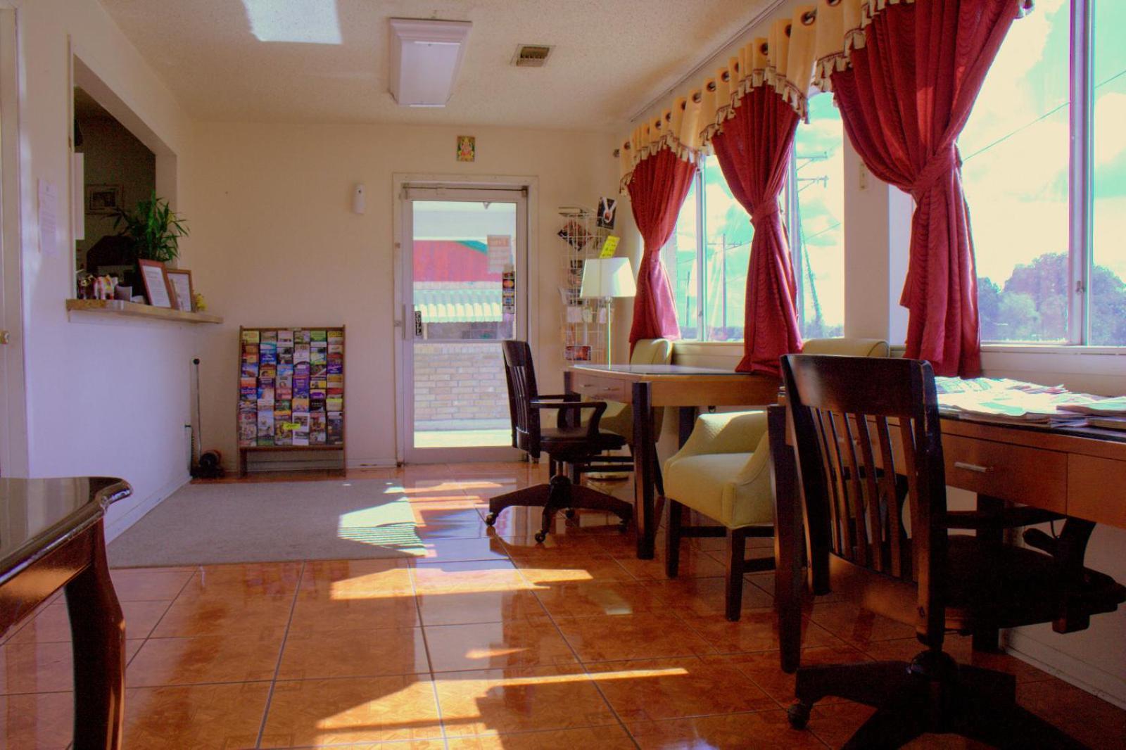 Somerville Inn And Suites Экстерьер фото